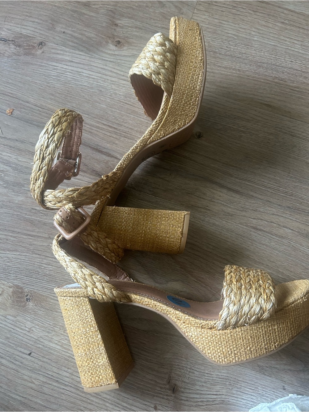 Chinese Laundry Natural Woven Platform Sandals - Tan